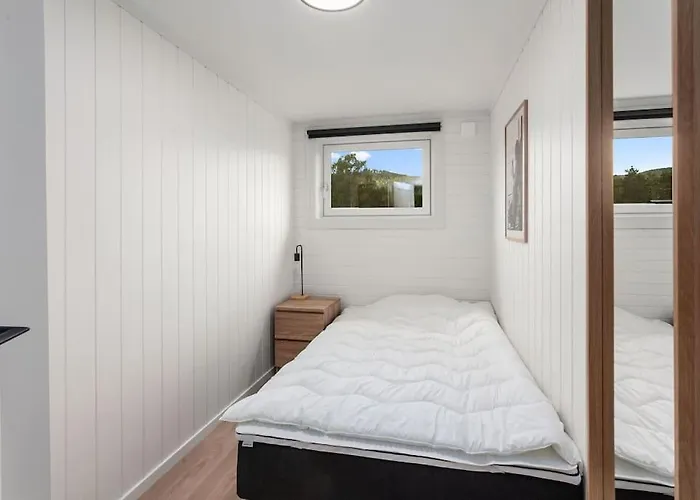 4 Bedroom - Close To Center, Uni & Technology Park - Fully Furnished Kongsberg