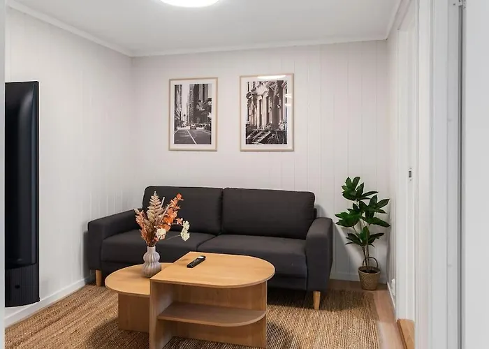 4 Bedroom - Close To Center, Uni & Technology Park - Fully Furnished