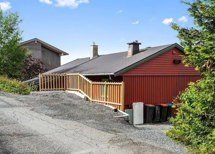 4 Bedroom - Close To Center, Uni & Technology Park - Fully Furnished Kongsberg